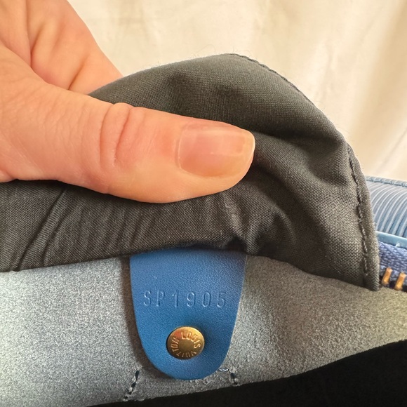 Louis Vuitton Speedy 25 Epi - Picture 6 of 8